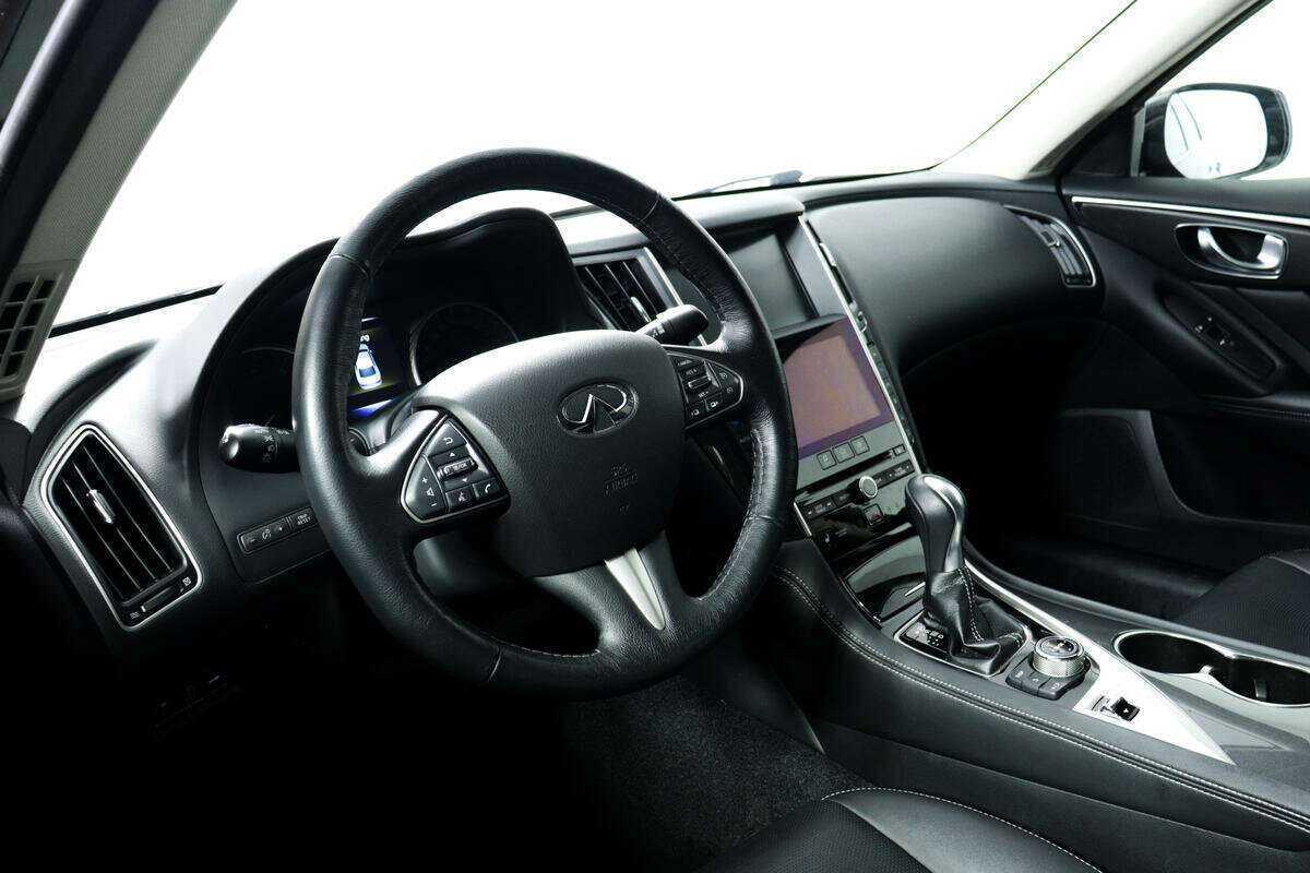 Infiniti Q50, 2016 Фото №11