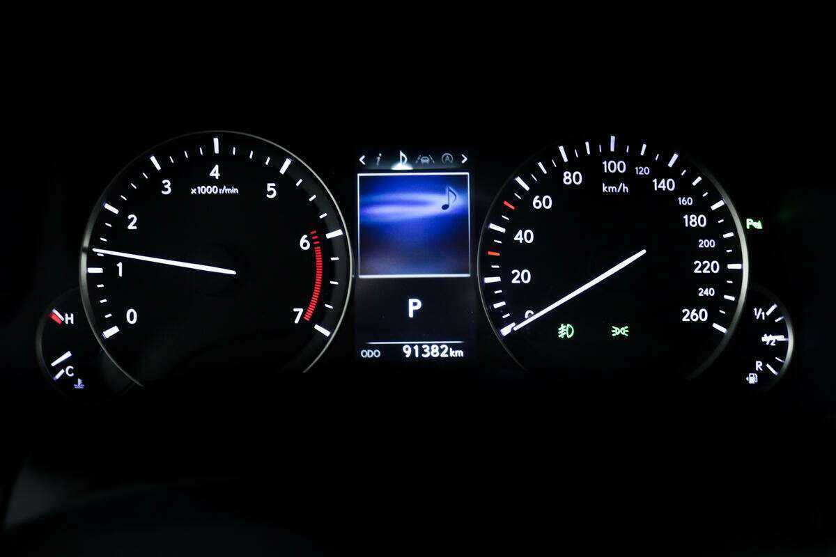 Lexus RX 200t, 2017 Фото №10