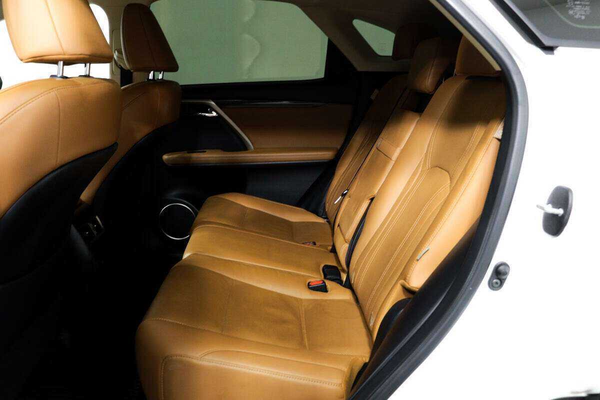 Lexus RX 300, 2020 Фото №12