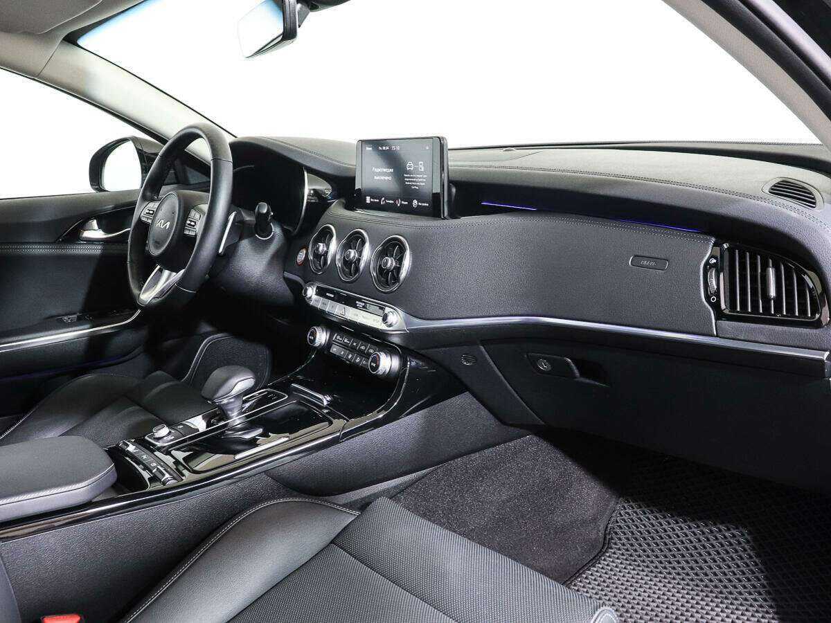 Kia Stinger, 2023 Фото №9