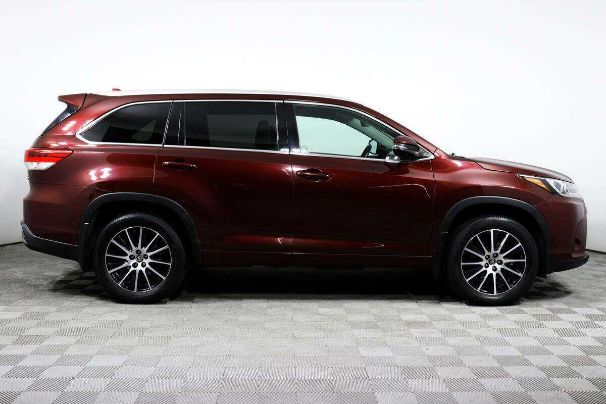 Toyota Highlander, 2018 - 106 801 км. | Фото №4