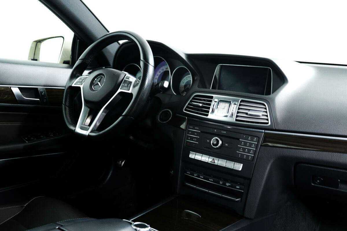 Mercedes-Benz E-Класс 200, 2015 - 57 621 км. | Фото №8