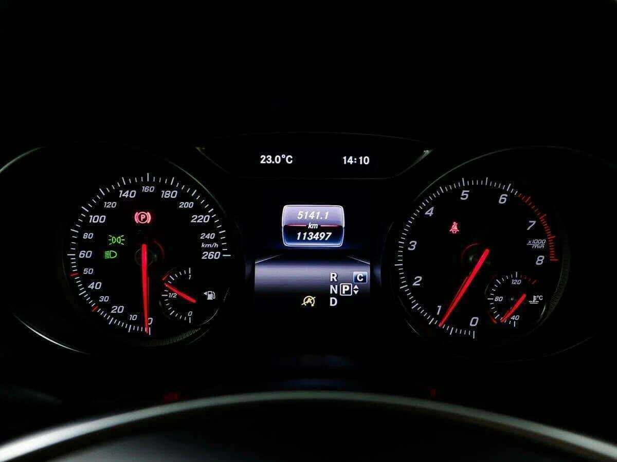 Mercedes-Benz GLA 250, 2018 Фото №11