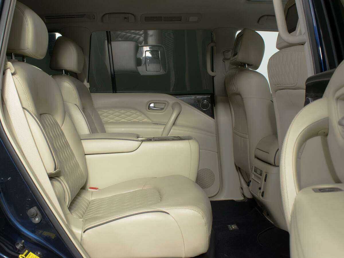 Infiniti QX80, 2018 Фото №16