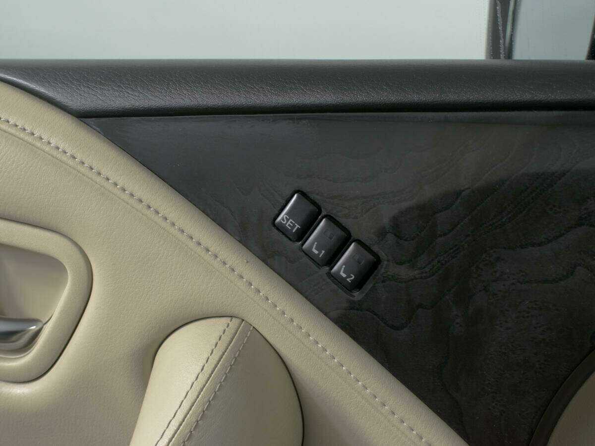 Infiniti QX80, 2018 Фото №22