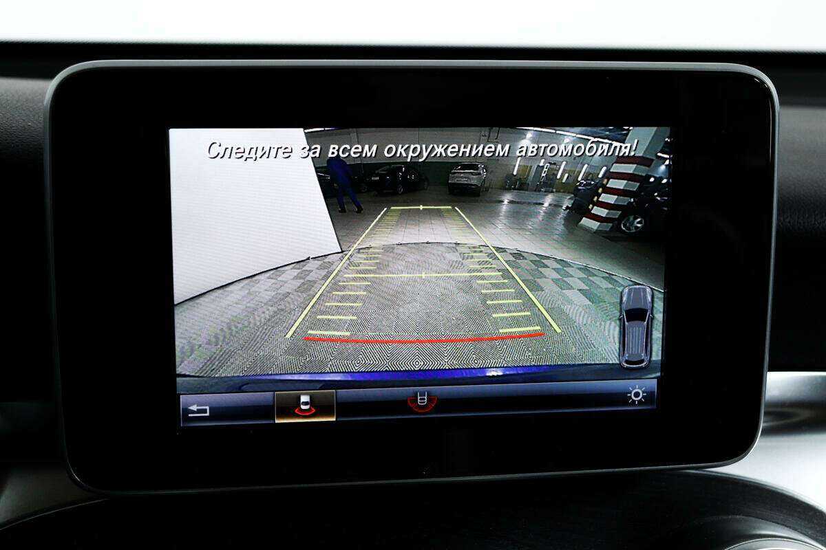 Mercedes-Benz GLC 250, 2018 Фото №15