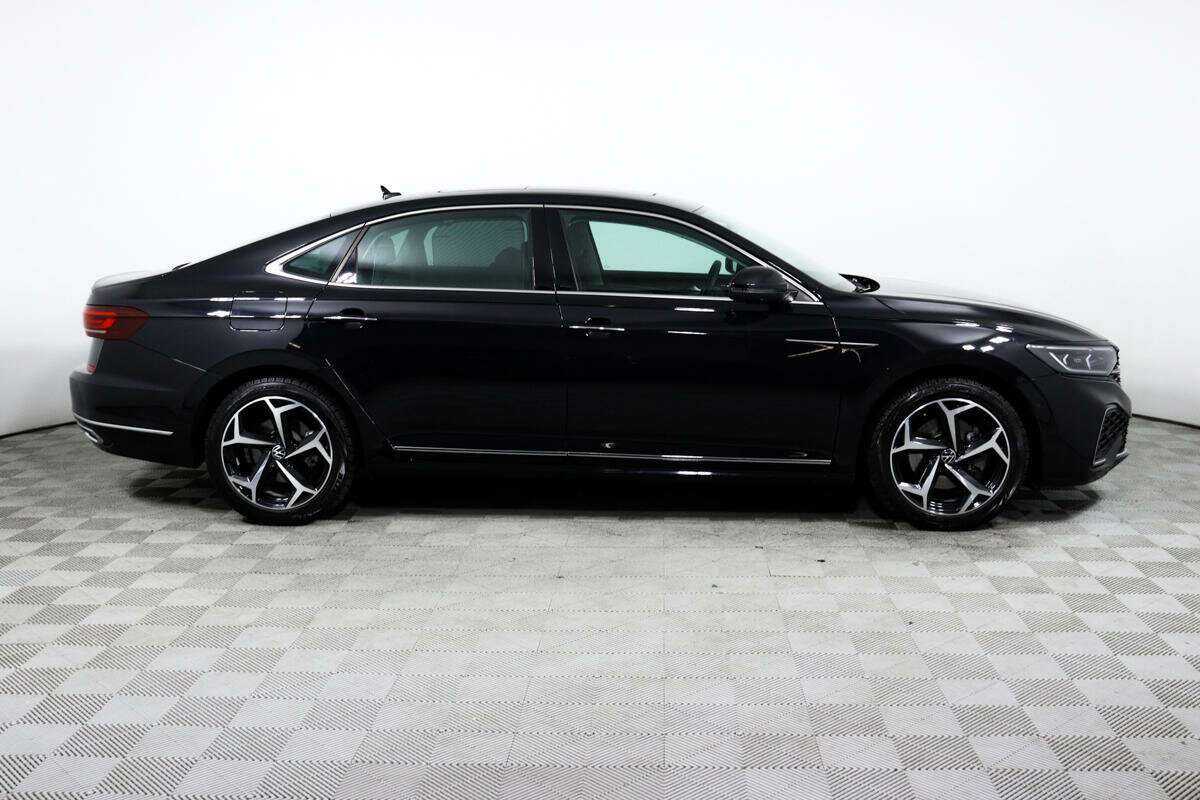 Volkswagen Passat (North America and China), 2023 - 8 628 км. | Фото №4