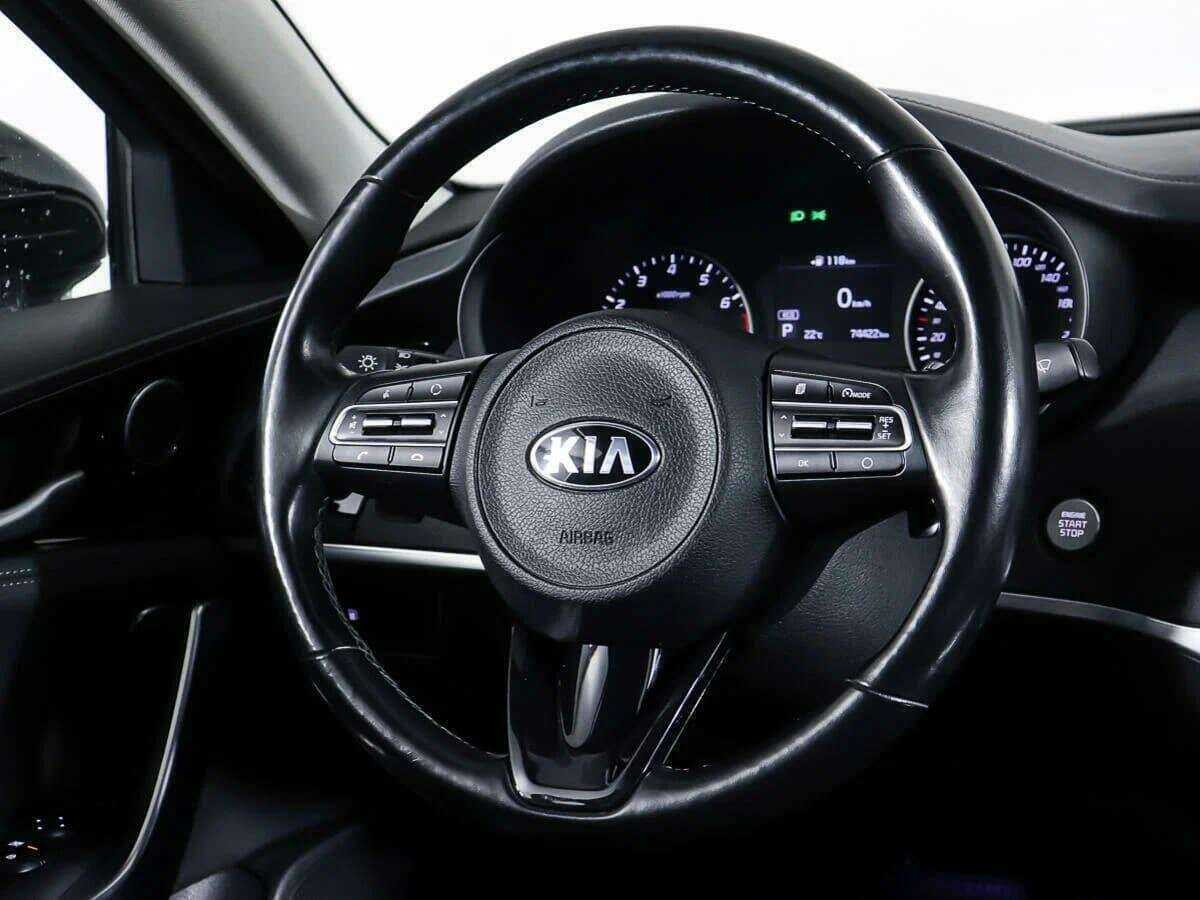 Kia Stinger, 2019 Фото №13