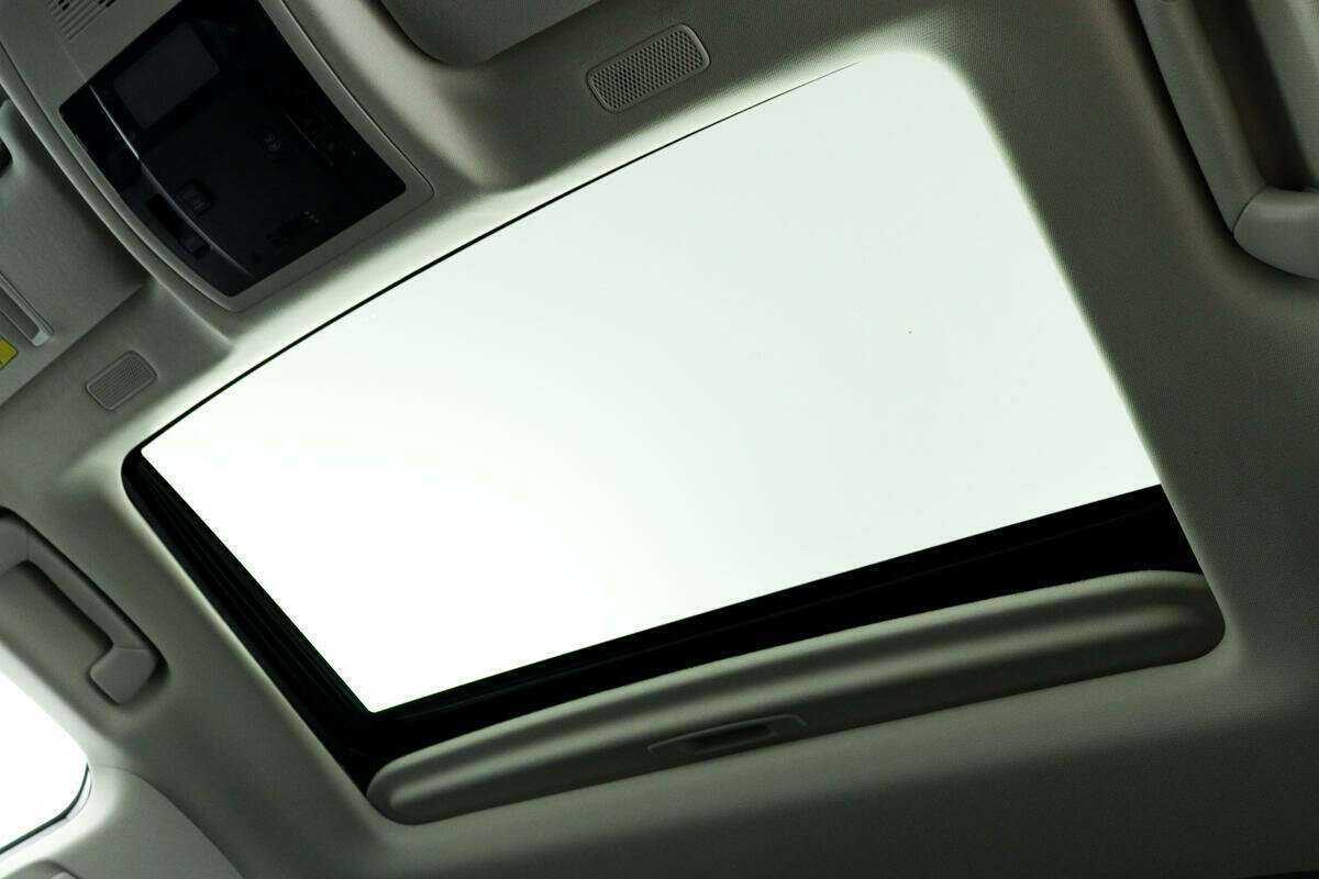 Lexus ES 300h, 2018 Фото №15