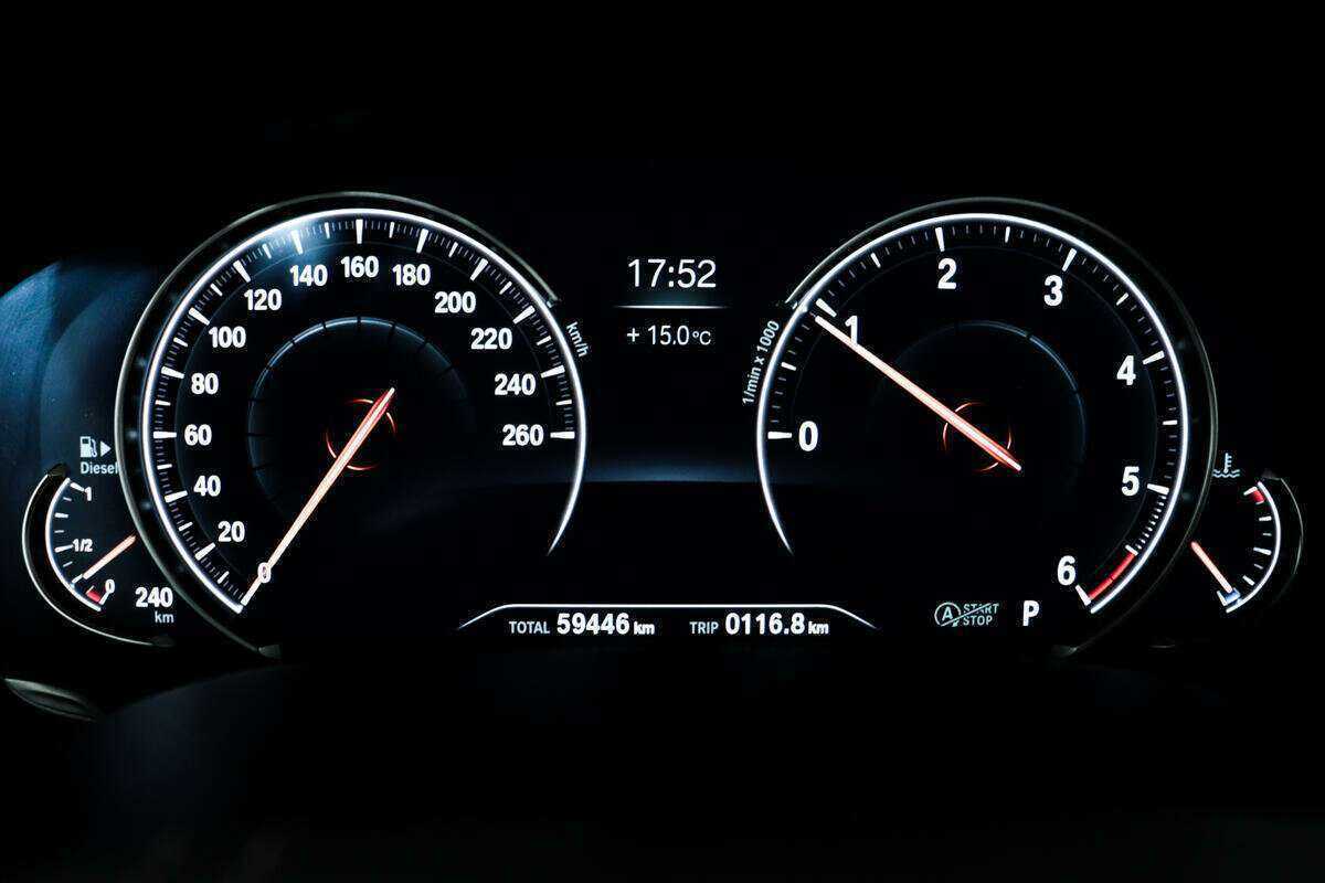 BMW 5 серии 520d xDrive, 2017 Фото №10