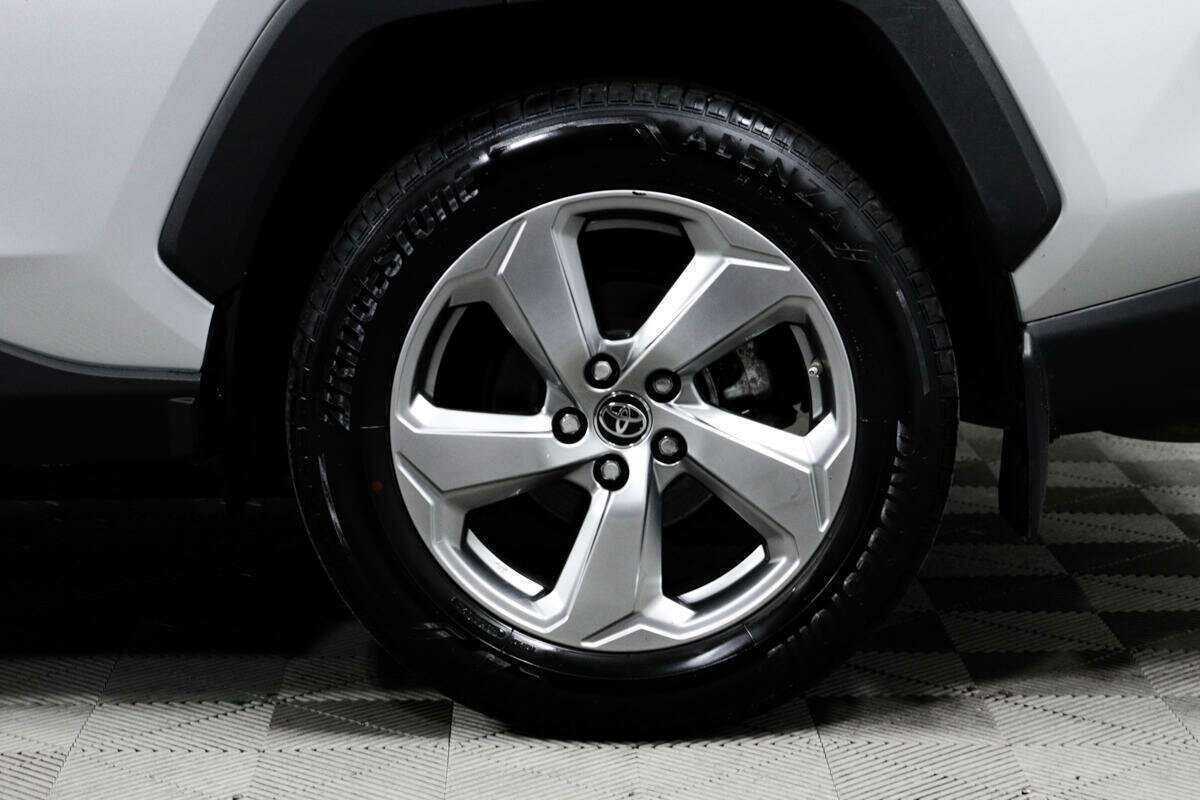 Toyota RAV4, 2021 Фото №14