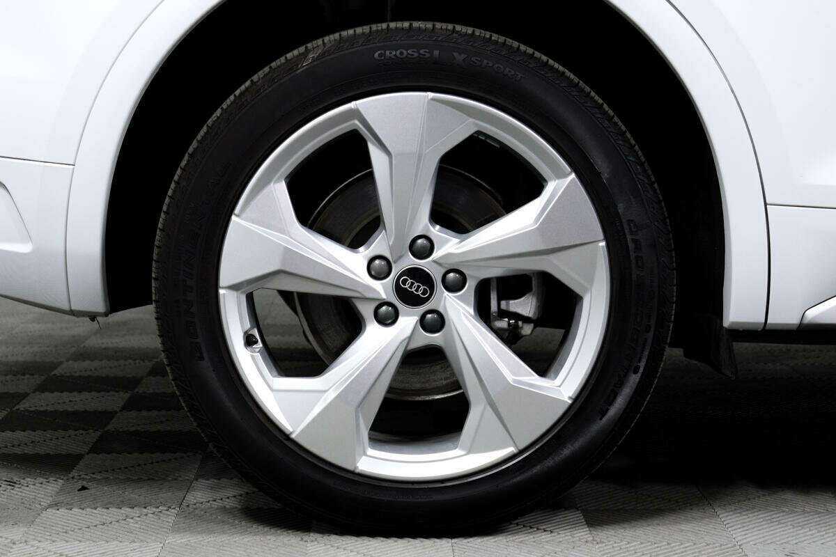 Audi Q5 45 TFSI, 2022 Фото №14