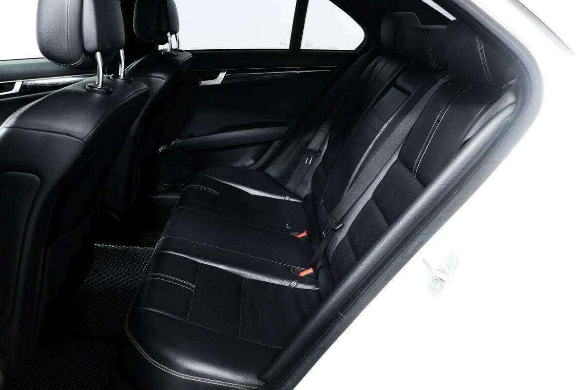 Mercedes-Benz C-Класс 180 BlueEFFICIENCY, 2011 Фото №12