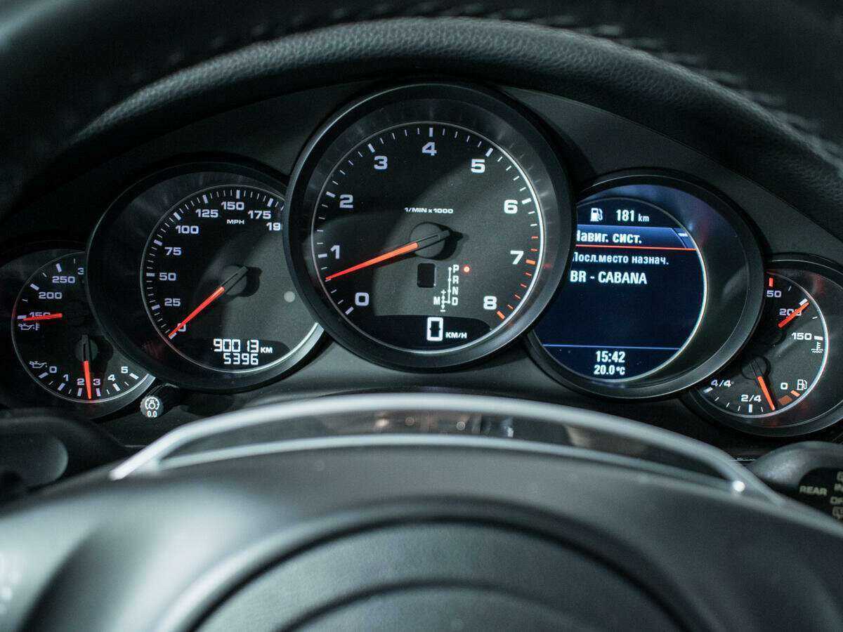 Porsche Panamera 4, 2010 Фото №11