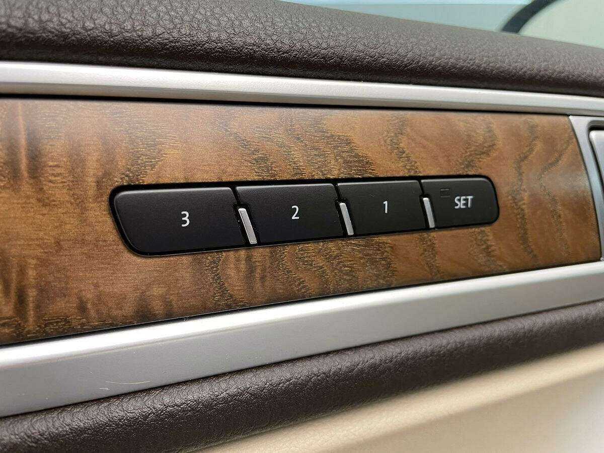 Volkswagen Touareg, 2015 Фото №14