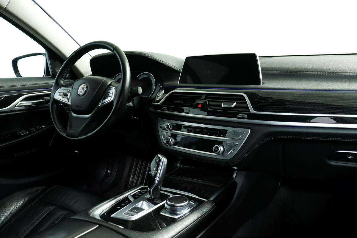 BMW 7 серии 730d xDrive, 2017 Фото №9