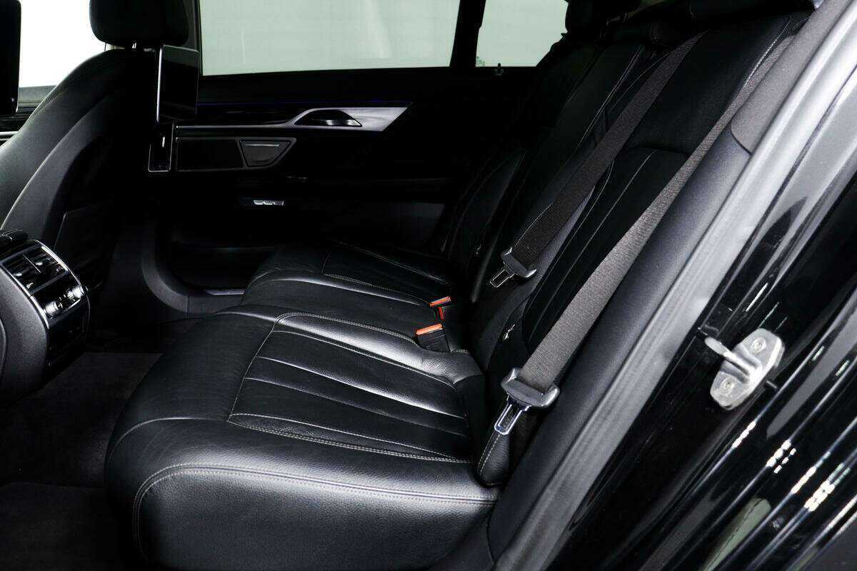 BMW 7 серии 730d xDrive, 2017 Фото №12