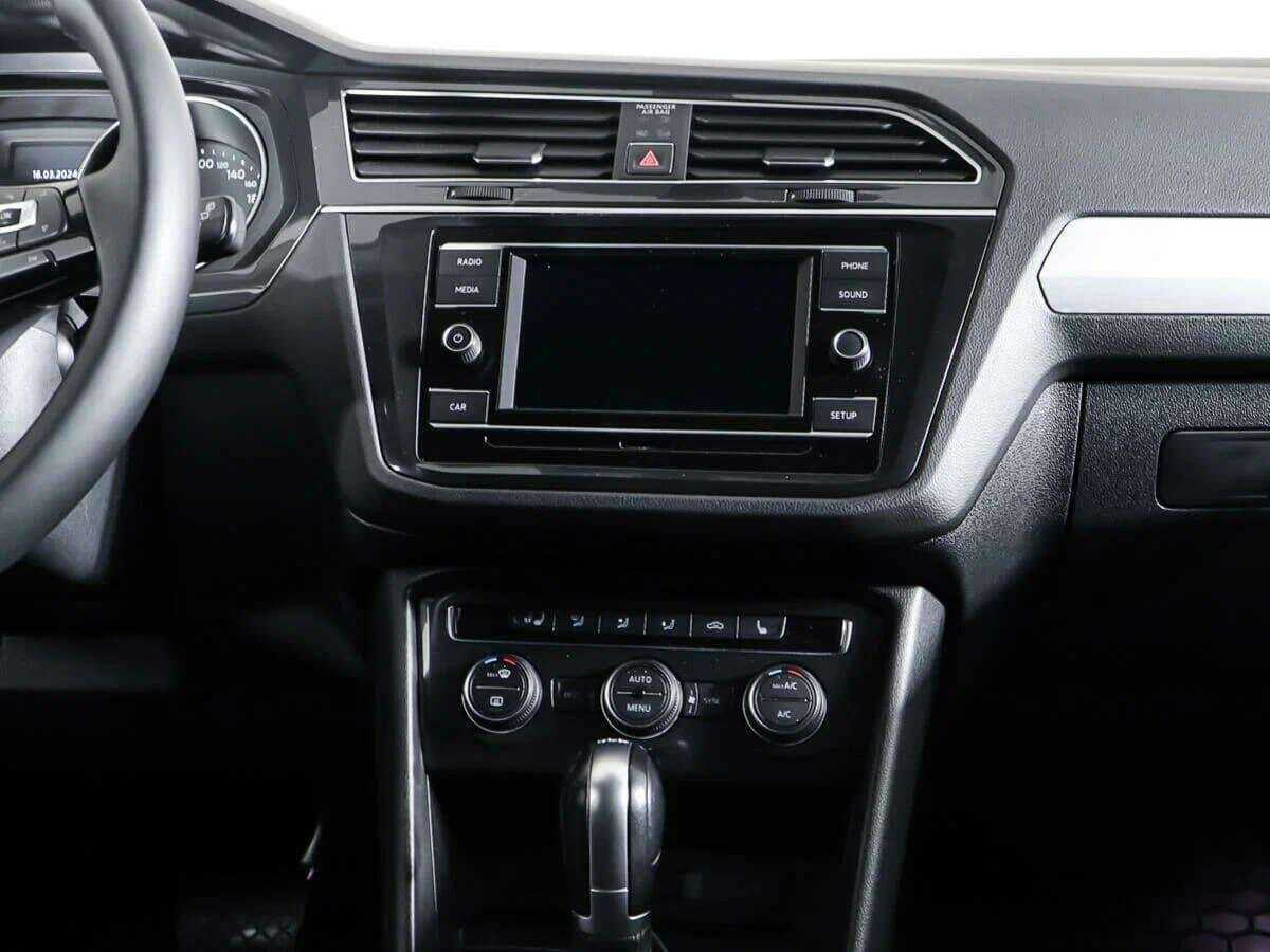 Volkswagen Tiguan, 2017 Фото №13