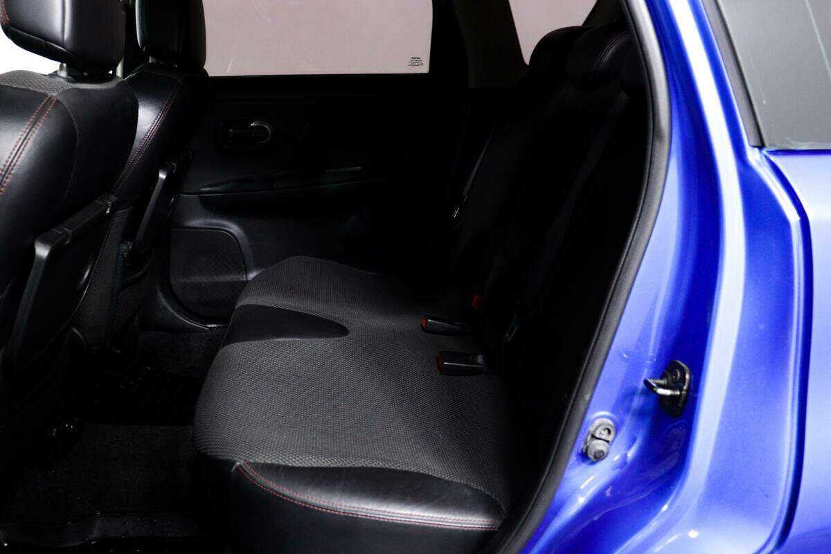 Nissan Note, 2006 Фото №12