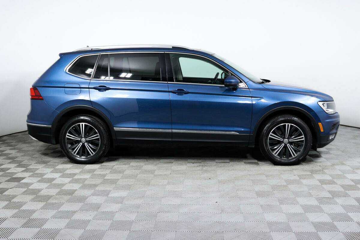 Volkswagen Tiguan Allspace, 2019 - 66 686 км. | Фото №4