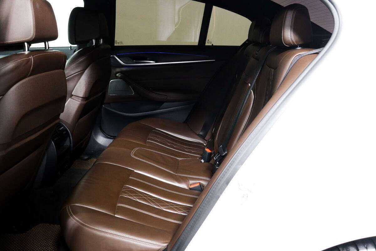 BMW 5 серии 530d xDrive, 2020 Фото №12