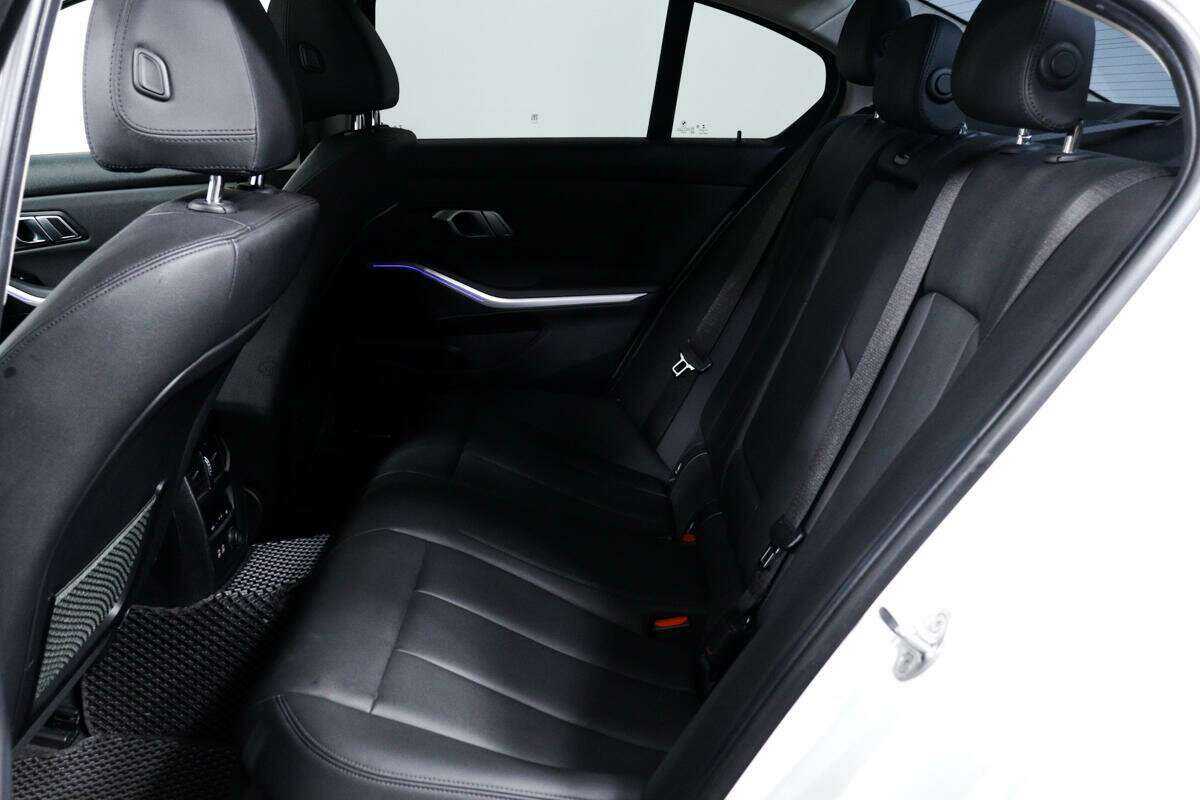 BMW 3 серии 320d, 2019 Фото №10
