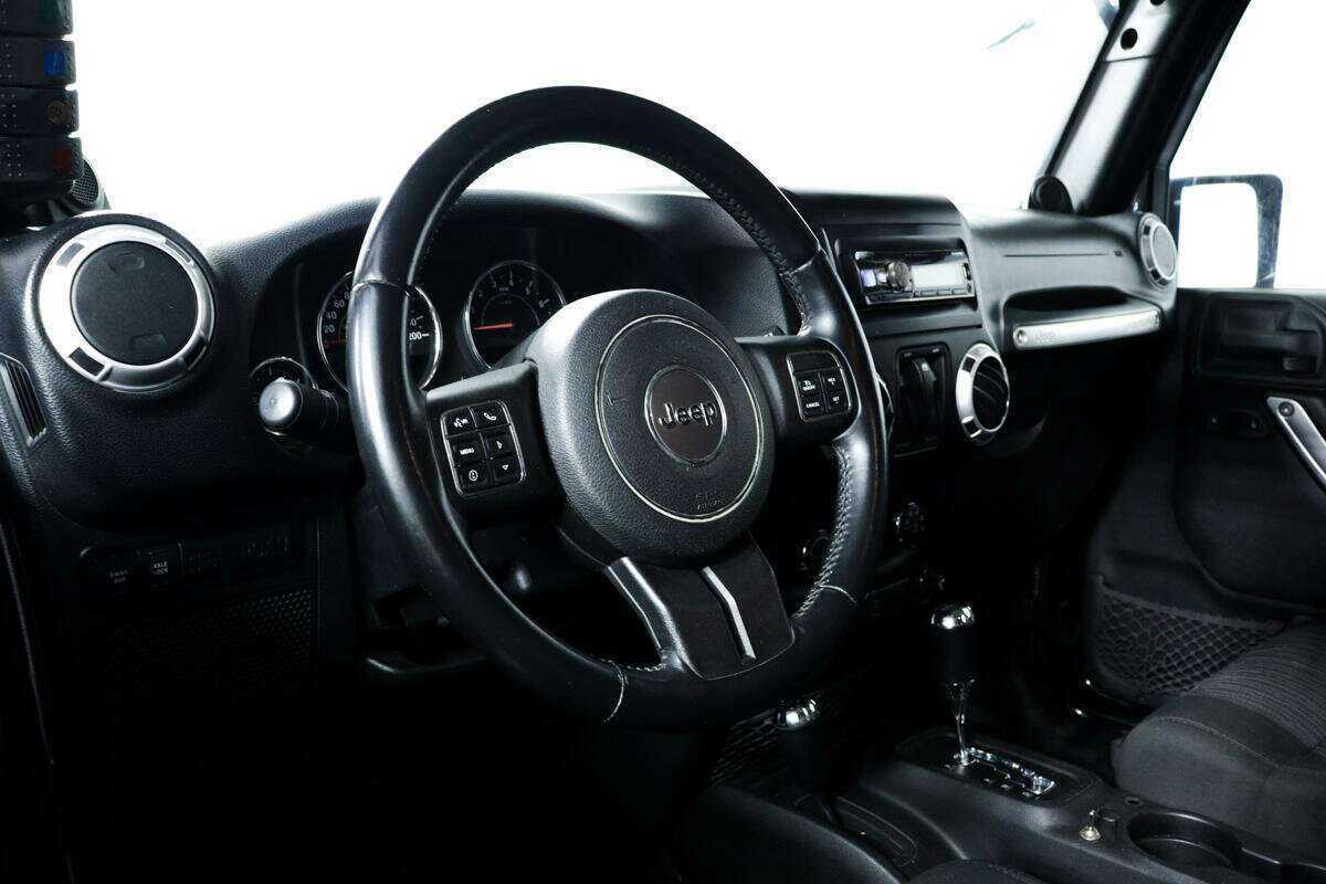 Jeep Wrangler, 2012 Фото №11