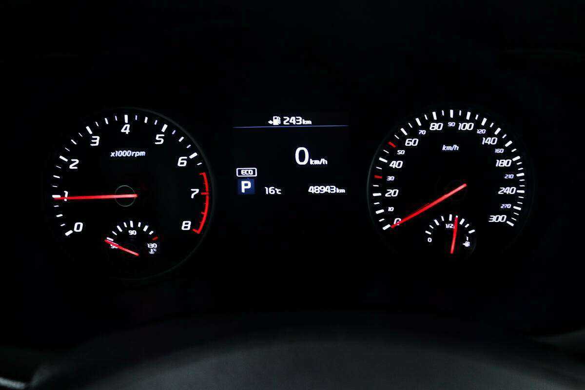 Kia Stinger, 2019 Фото №10