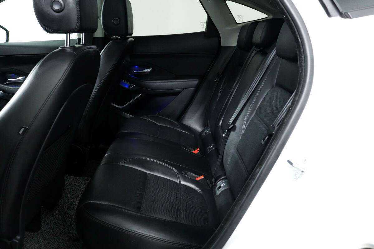 Jaguar E-Pace, 2019 Фото №12