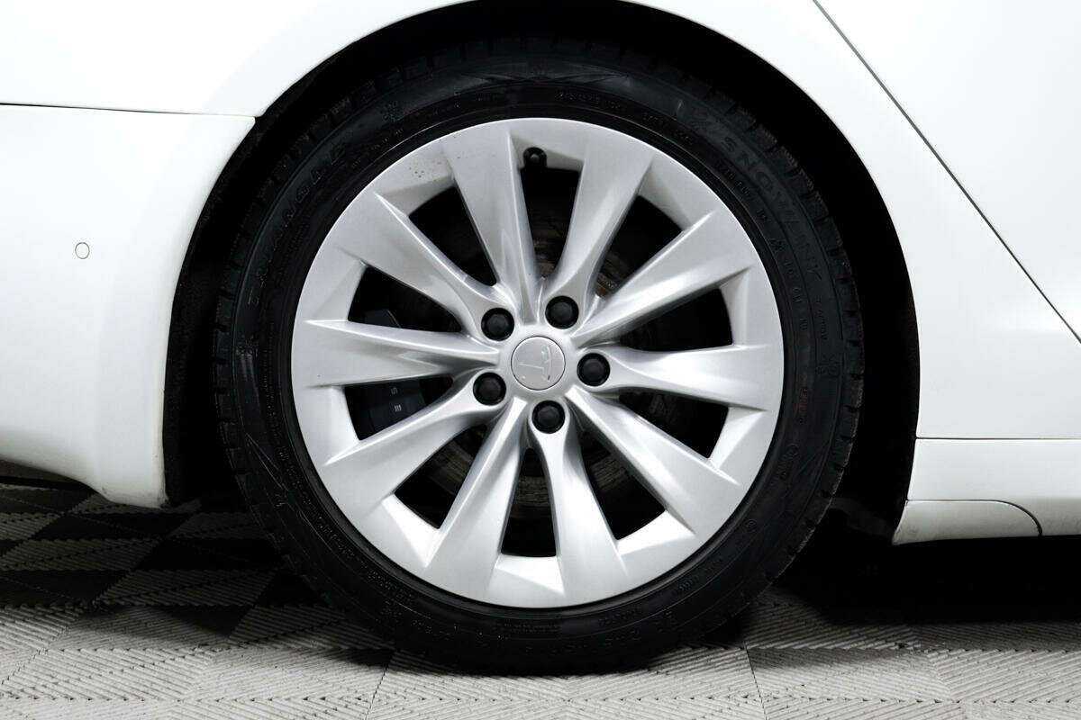 Tesla Model S 75D, 2018 Фото №14