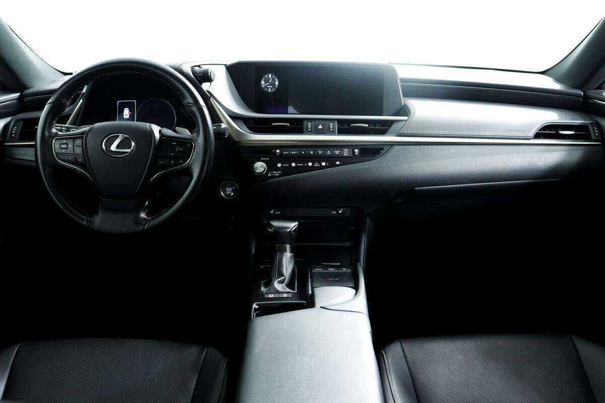 Lexus ES 200, 2021 Фото №11