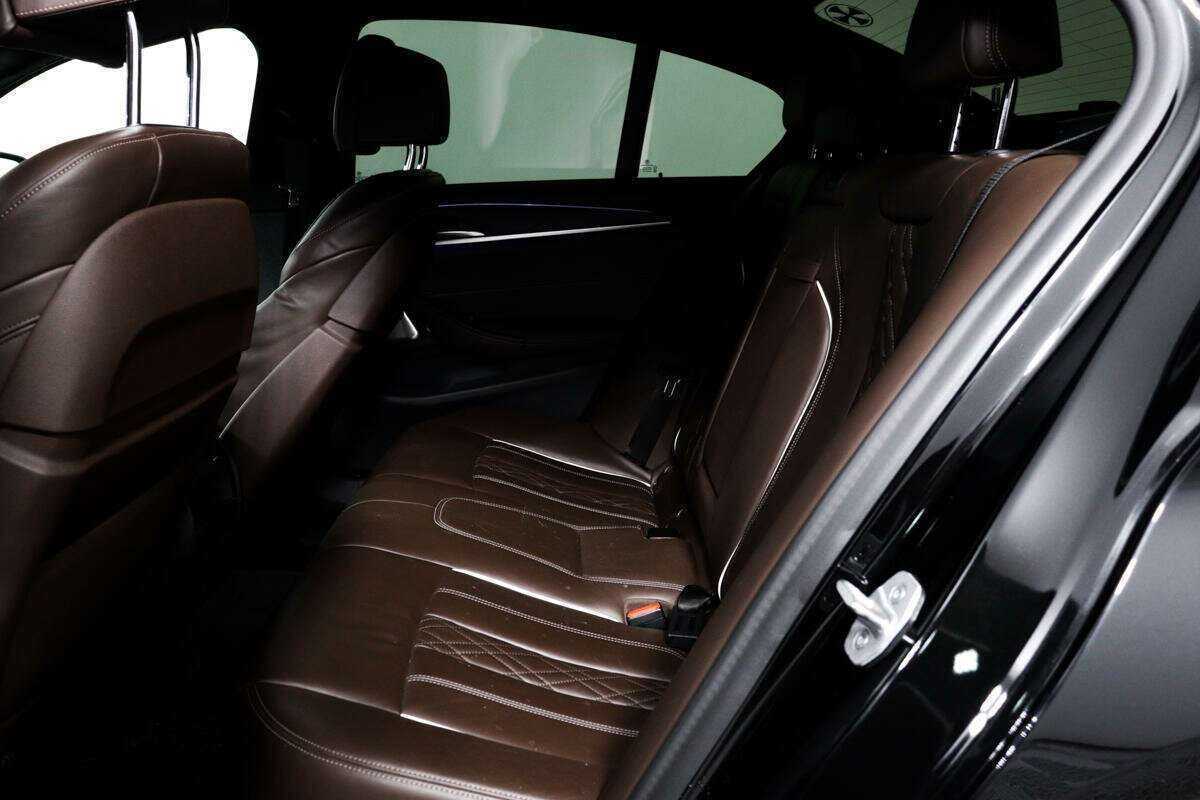 BMW 5 серии 530d xDrive, 2020 Фото №12