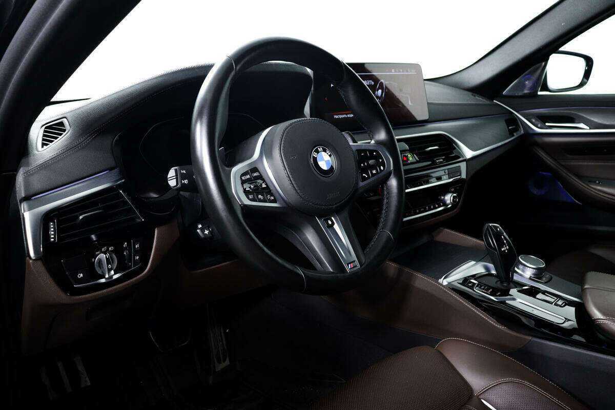 BMW 5 серии 530d xDrive, 2020 Фото №13