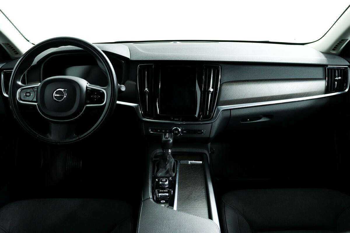 Volvo V90 Cross Country, 2020 Фото №11