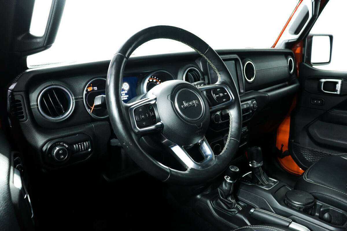 Jeep Wrangler, 2018 Фото №12