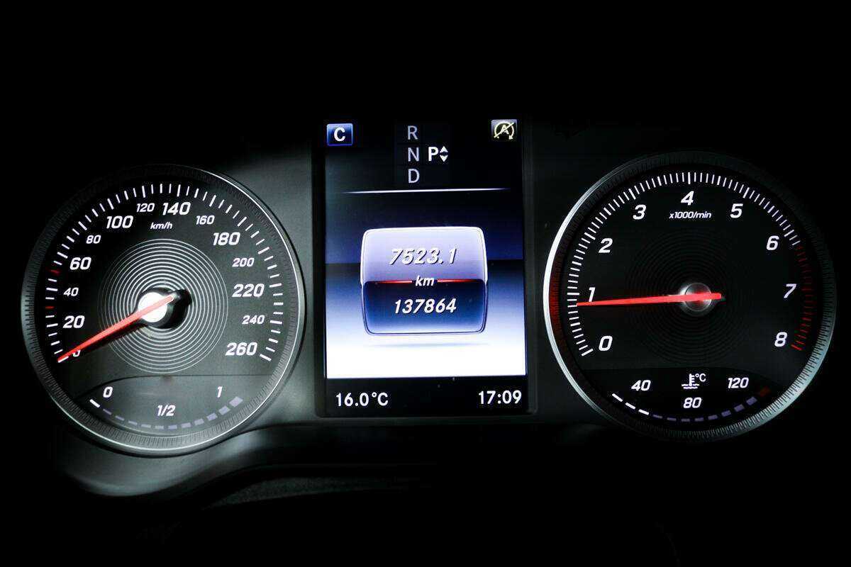 Mercedes-Benz GLC 250, 2015 Фото №10