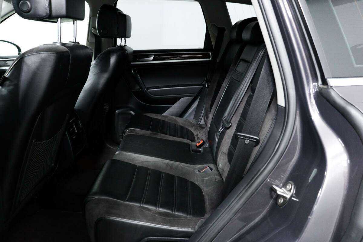 Volkswagen Touareg, 2011 Фото №12