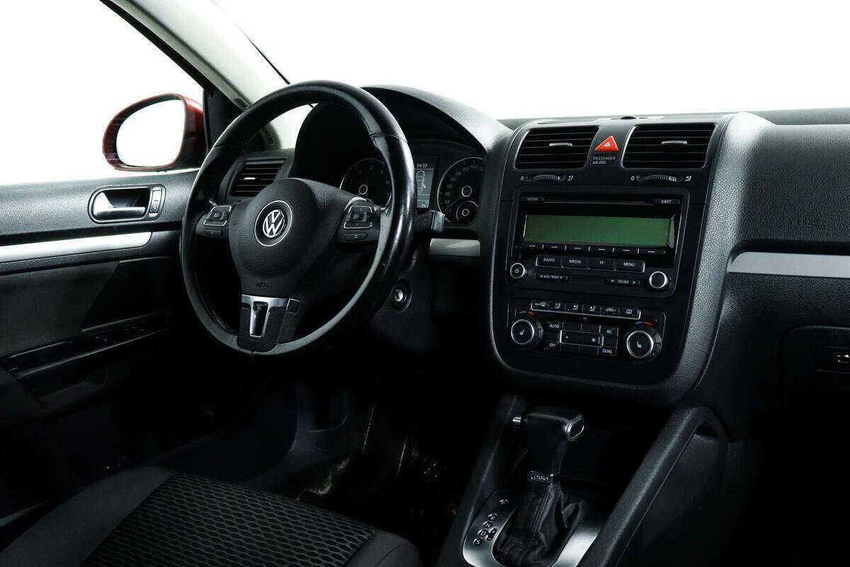 Volkswagen Jetta, 2010 Фото №9