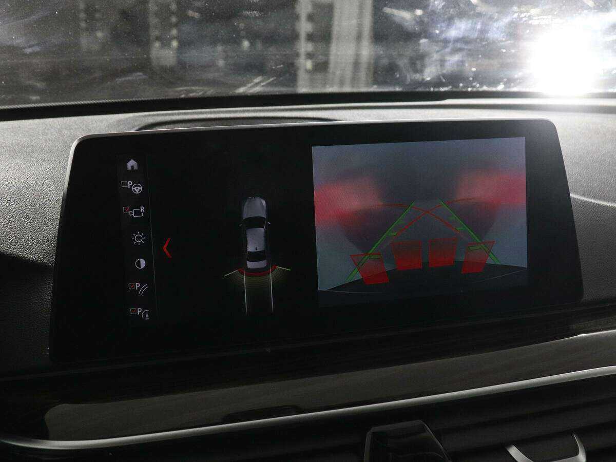 BMW 5 серии 530d xDrive, 2019 Фото №14