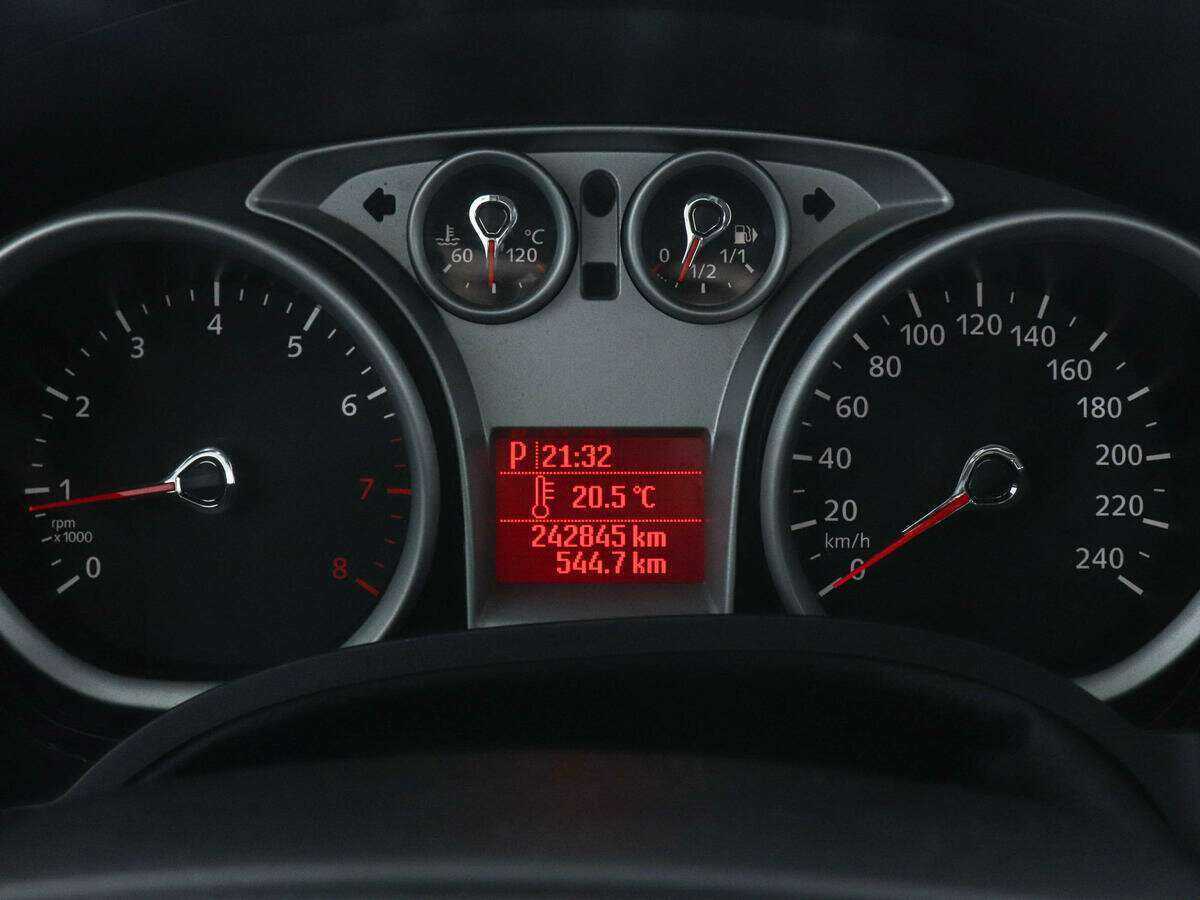 Ford Focus, 2011 Фото №10