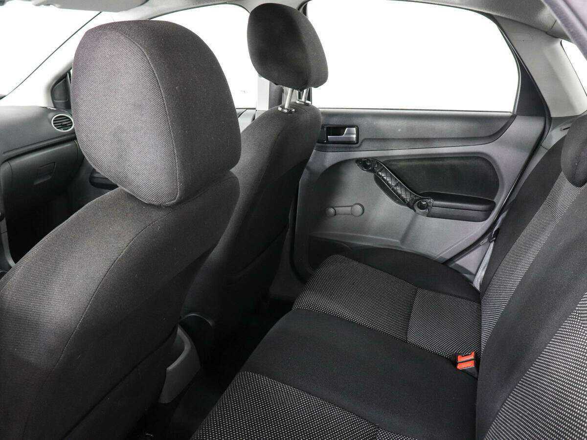 Ford Focus, 2011 Фото №11