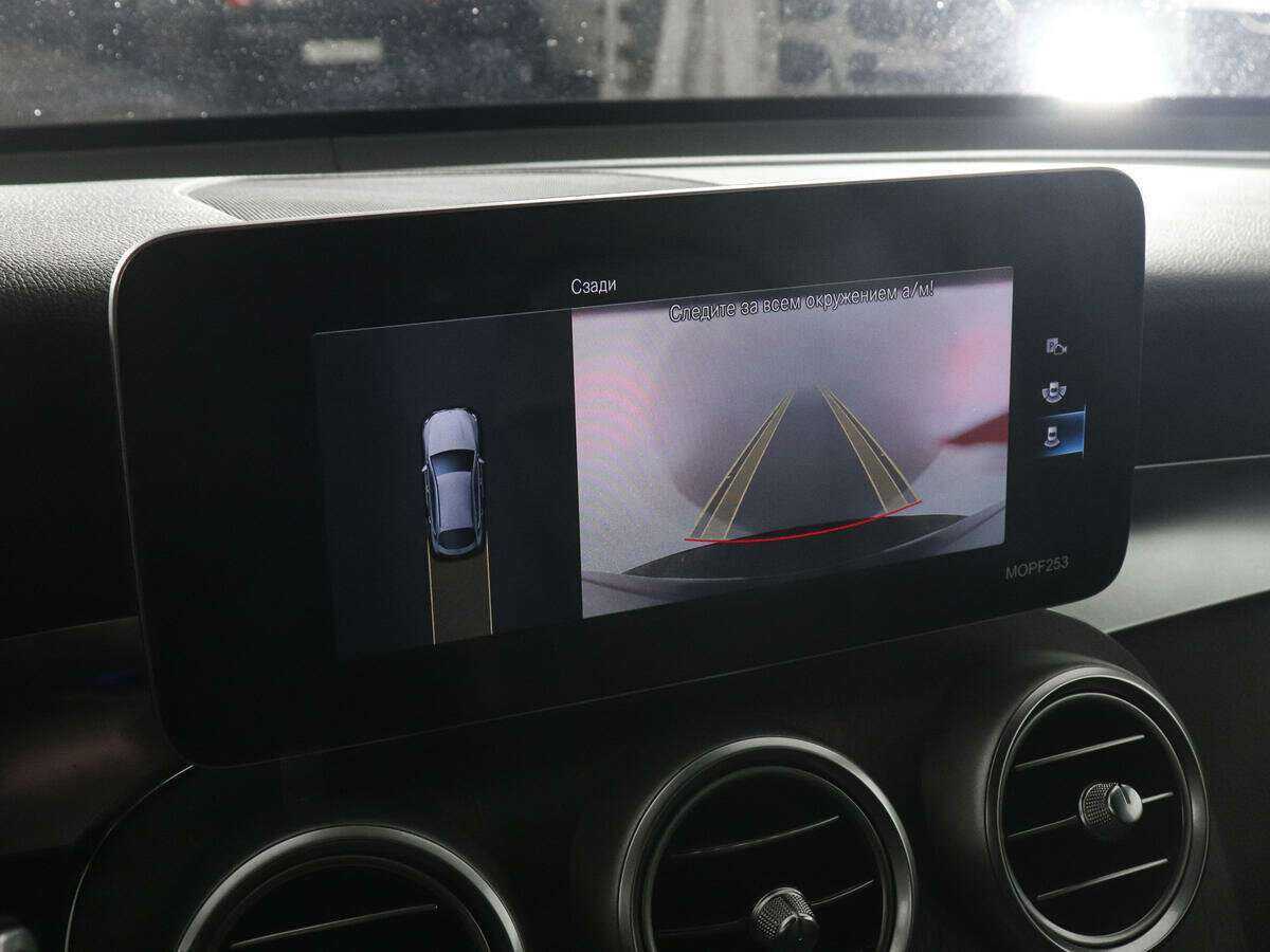 Mercedes-Benz GLC Coupe 220 d, 2019 Фото №17