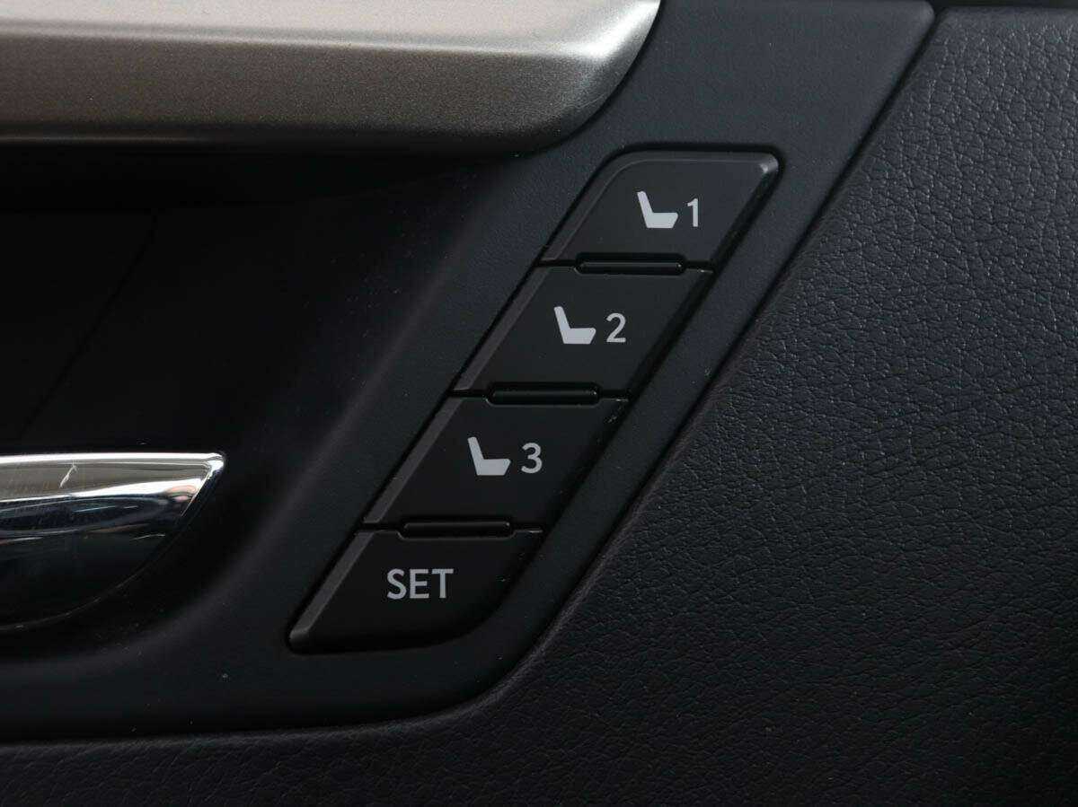 Lexus RX 300, 2019 Фото №15