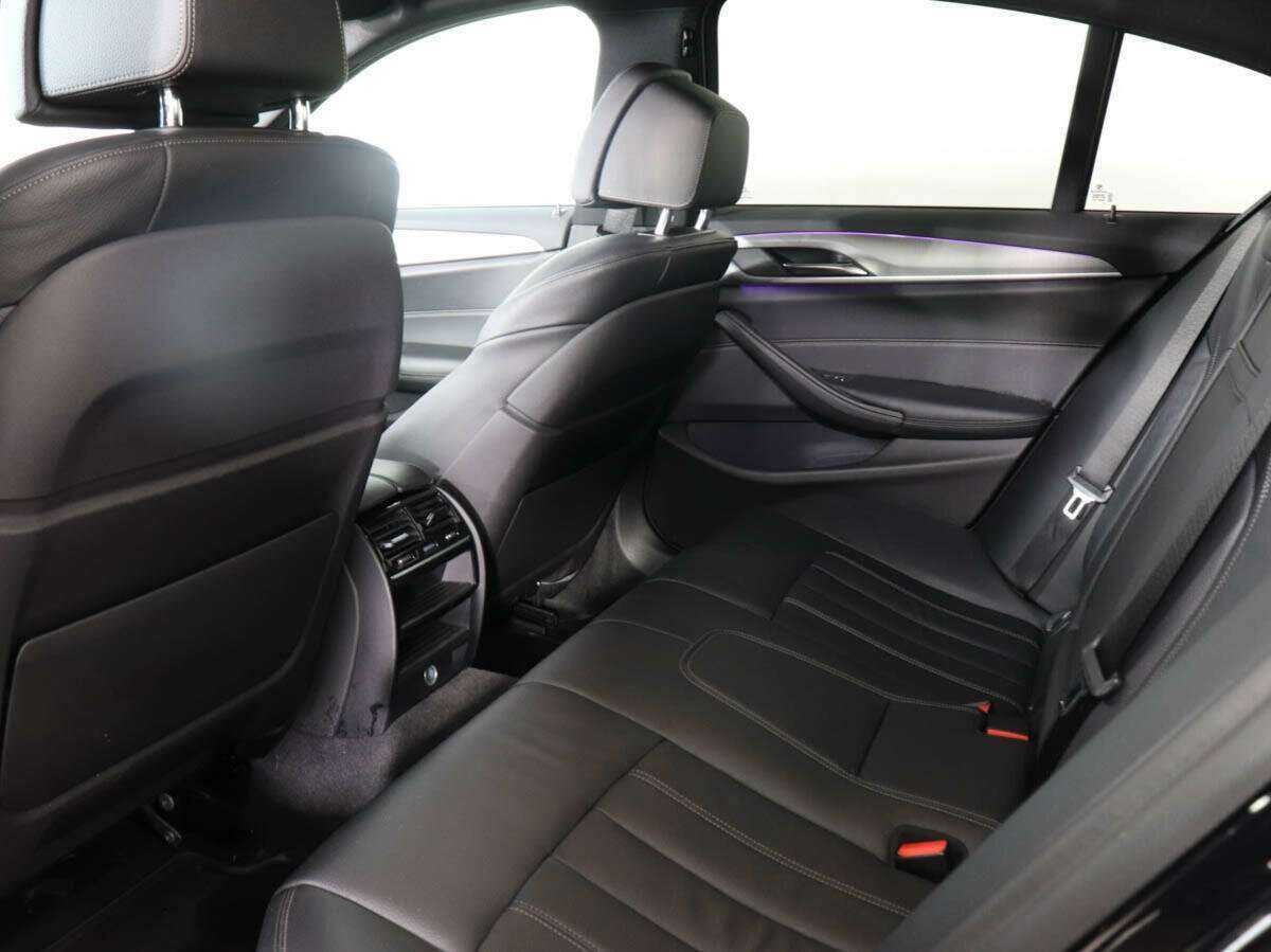 BMW 5 серии 530d xDrive, 2018 Фото №9