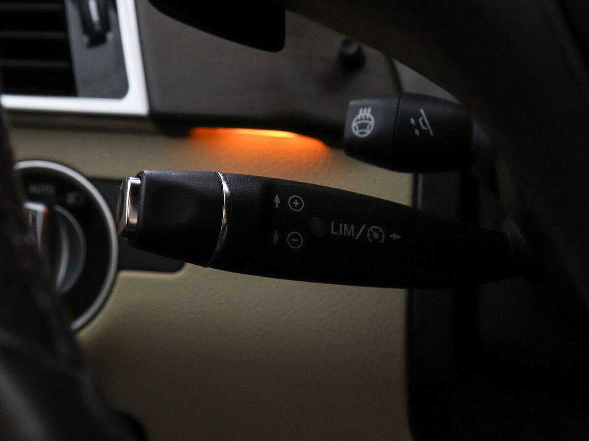 Mercedes-Benz GLE 300, 2016 Фото №13