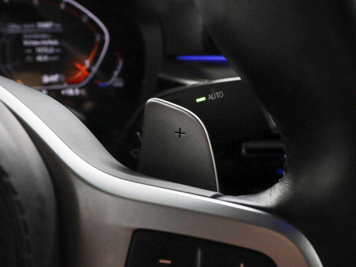 BMW 5 серии 520d xDrive, 2021 Фото №11