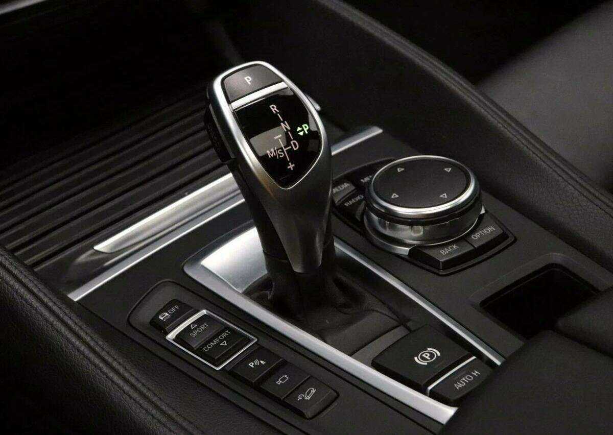 BMW X6 40d, 2016 Фото №15