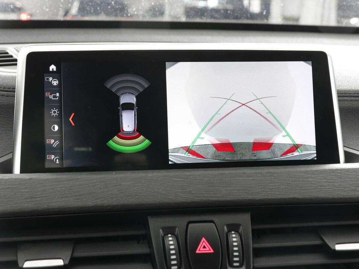 BMW X1 20i xDrive, 2022 Фото №12