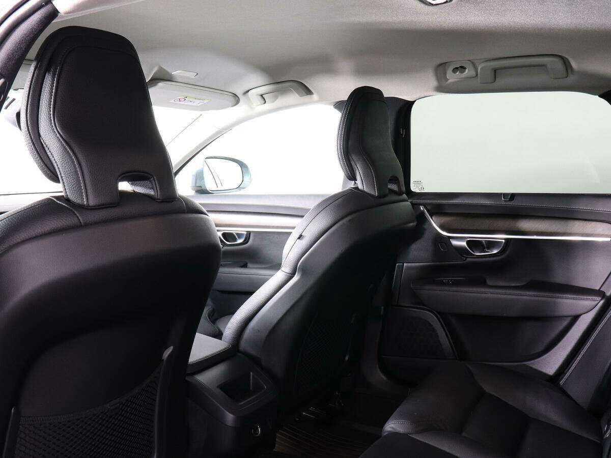 Volvo V90 Cross Country, 2019 Фото №11