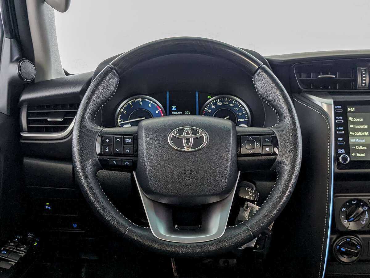 Toyota Fortuner, 2021 Фото №16